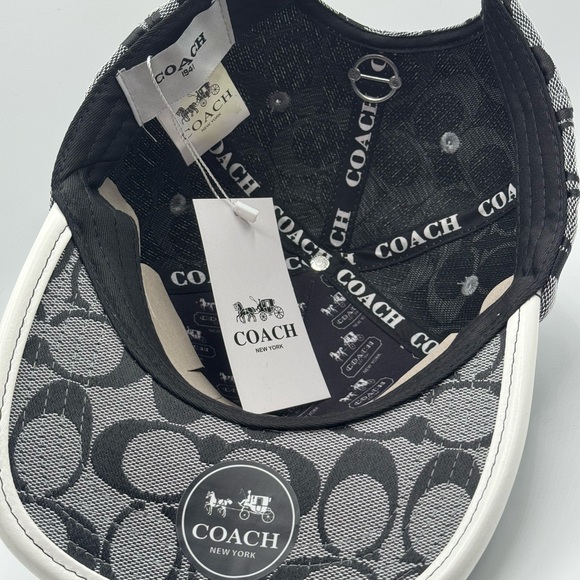 Coach Hat - Picture 9 of 9